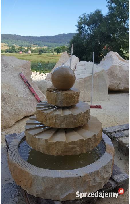 Fontanna koła młyńskie z naturalnego piaskowca dolnośląskie Kamienna Góra sprzedam