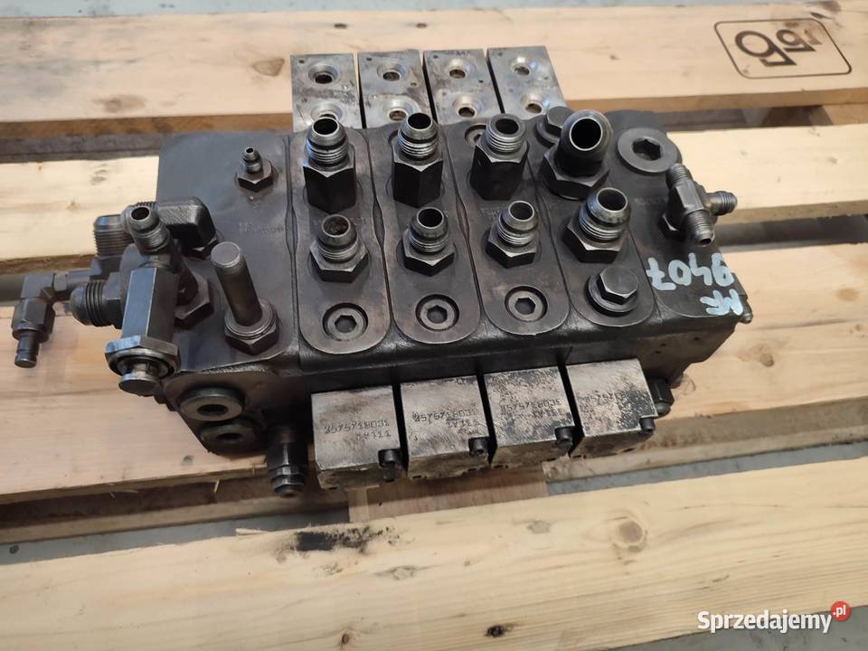 Rozdzielacz hydrauliczny Massey Ferguson 9407 Wilkowo