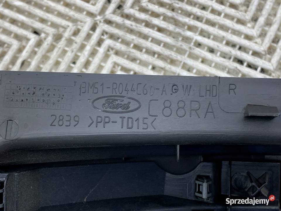 SCHOWEK PASAŻERA FORD KUGA I SUV 0812 osobowe