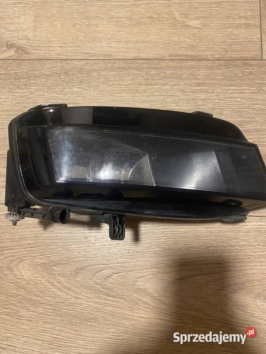 Halogen prawy Vw golf VII 2012 osobowe Jasienica