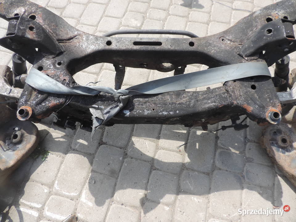 BELKA TYŁ TYLNA OŚ NISSAN QASHQAI J10 16B Nowy Sącz sprzedam
