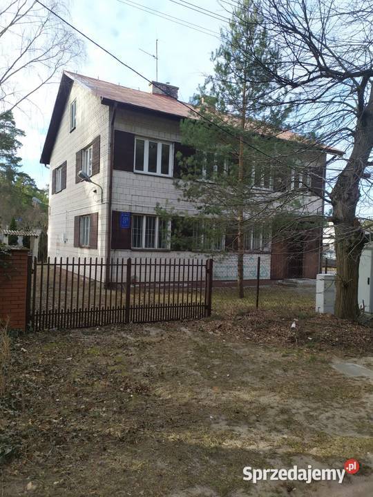 Sprzedaż budynek z działką w miejscowości Urle 2 piętra Domy