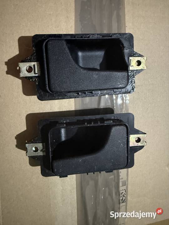 Klamki wewnętrzne drzwi BMW e24 e30 e28 prawa Mszana sprzedam