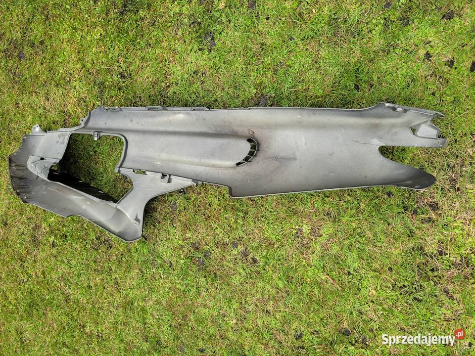 GILERA RUNNER bok boczek plug podloga owiewka Piła