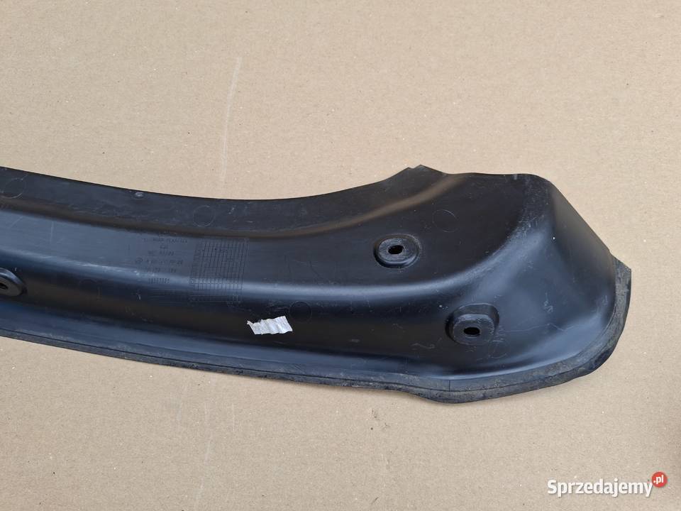 MERCEDES ML GL W166 OSŁONA WNĘKI BAGAŻNIKA Bieleń sprzedam