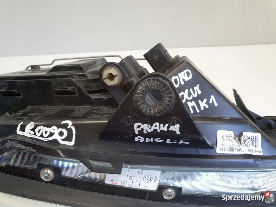 LAMPA PRAWA Ford Focus mk1 lift 0104r PRZEDNIA Rudka