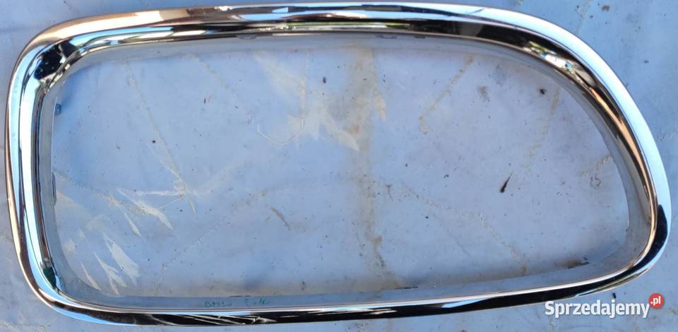 BMW F10 F11 lift Nerka prawa grill 7412324 Jaworzno