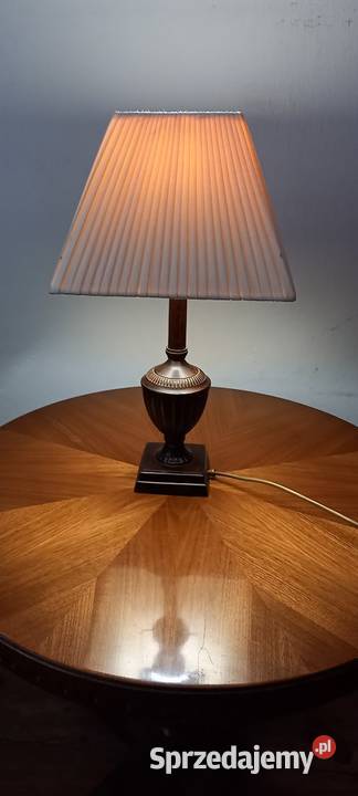 Mosiężna lampka nocna z abażurem Wysyłka