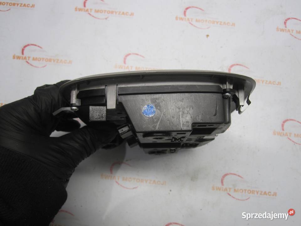 KIA SOUL 16 09r lampka podsufitki 928502K000 Kielce