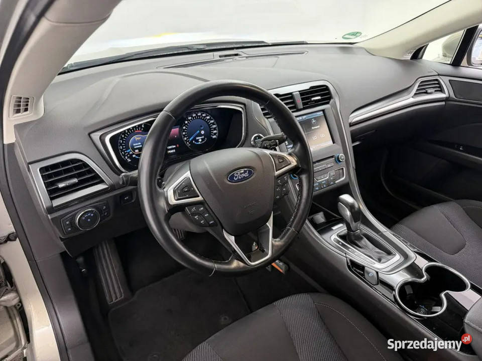Ford Mondeo 20 203 Titanium LED Elektryczna isofix sprzedam