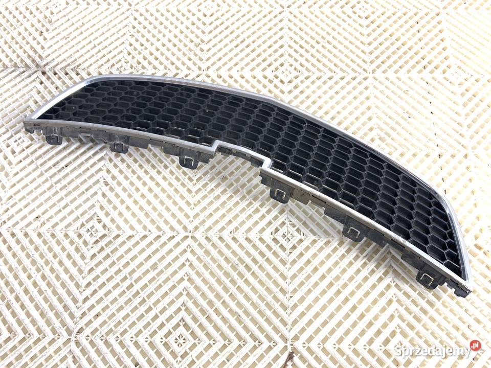 ATRAPA GRILL CHEVROLET CRUZE 96832937 Hatchback