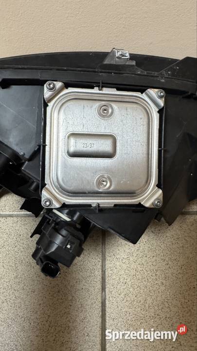 Renault Clio Mitsubishi called lampa przód Dąbrowa Górnicza