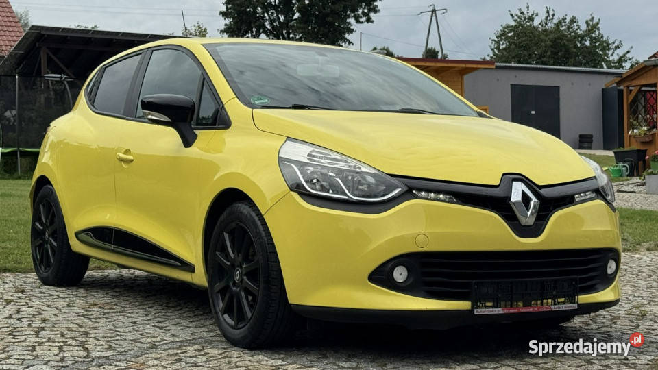 Renault Clio 12 Benzyna 75 z Niemiec Książka światła do jazdy dziennej Strzegom sprzedam