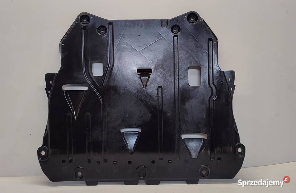 VOLVO XC40 OSŁONA SILNIKA 32241049 osobowe