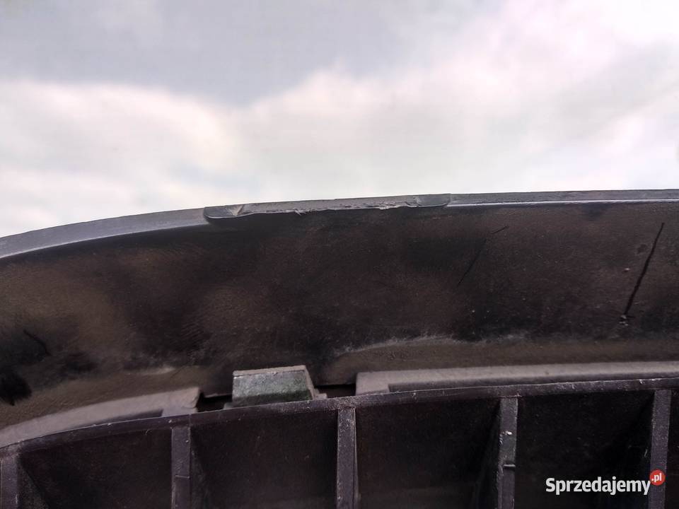 Seat Altea grill atrapa przednia chrom oryginał łódzkie Sieradz sprzedam