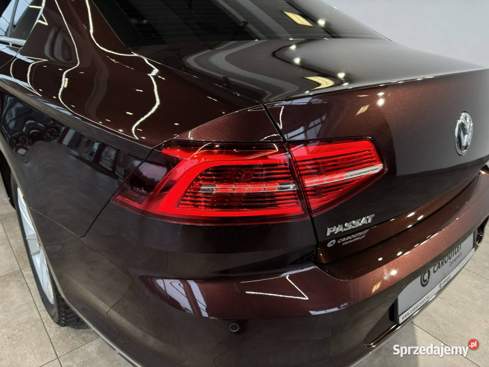 Volkswagen Passat Limousine Highline HAK 18TSI Rok produkcji 2016 Myślenice
