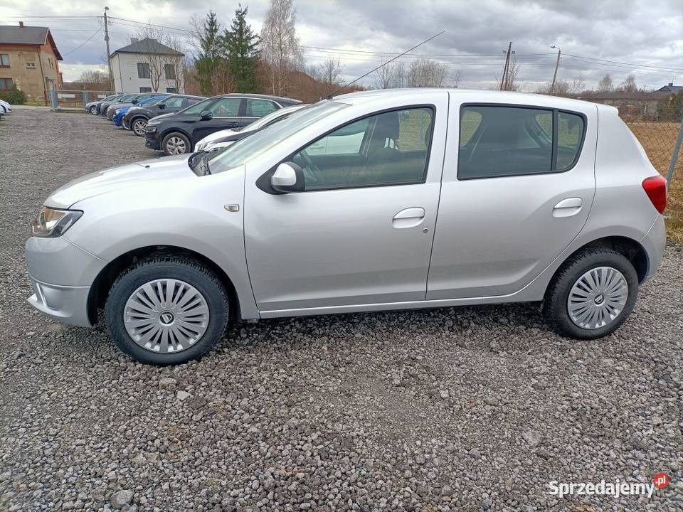 Dacia Sandero 09 TCE stan niski przebieg Sandero