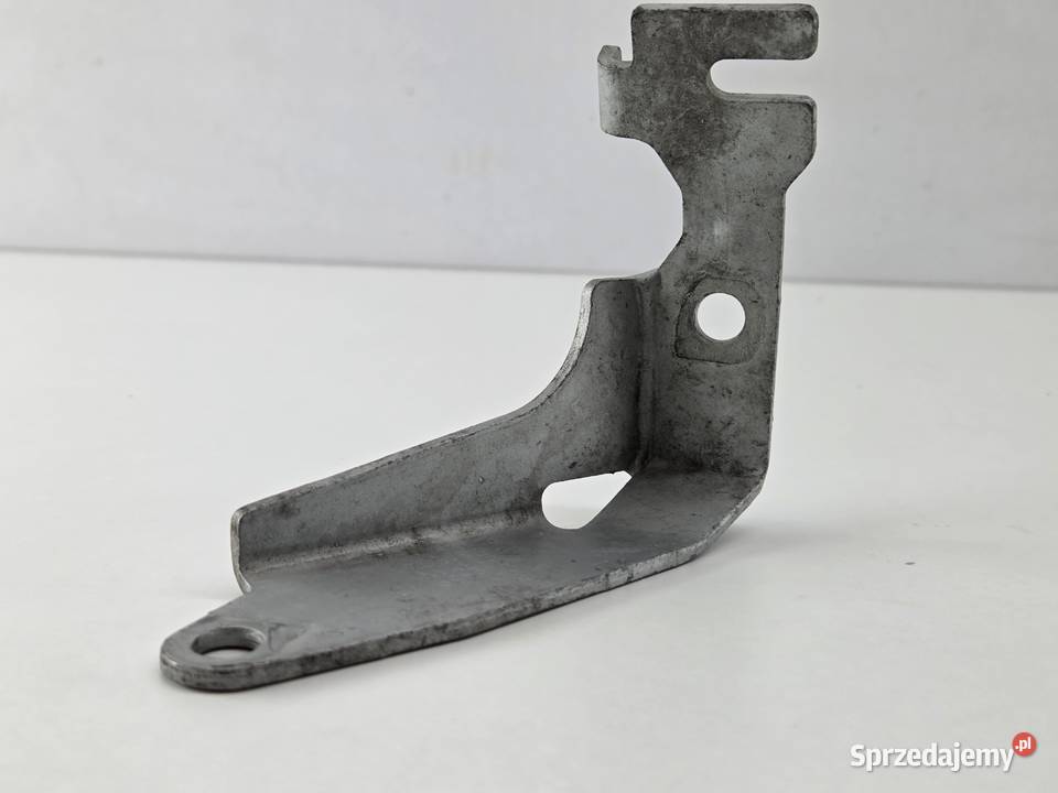 BMW E81 E87 E90 Wspornik kompresora 7566125 Janowice