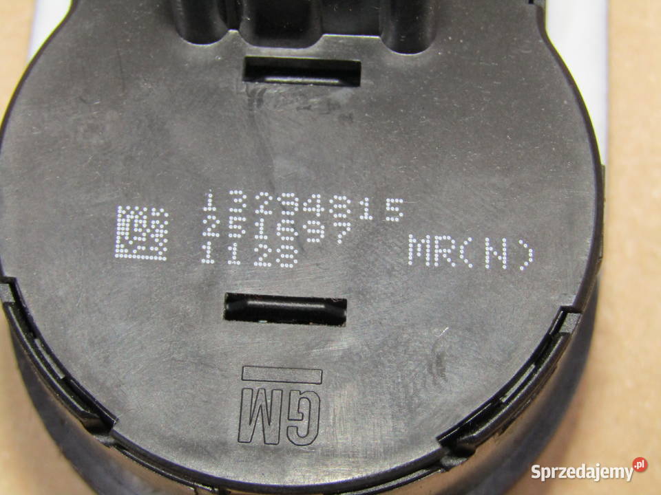 WŁĄCZNIK ŚWIATEŁ OPEL MERIVA B 13294815 Pozostałe Mysłaków