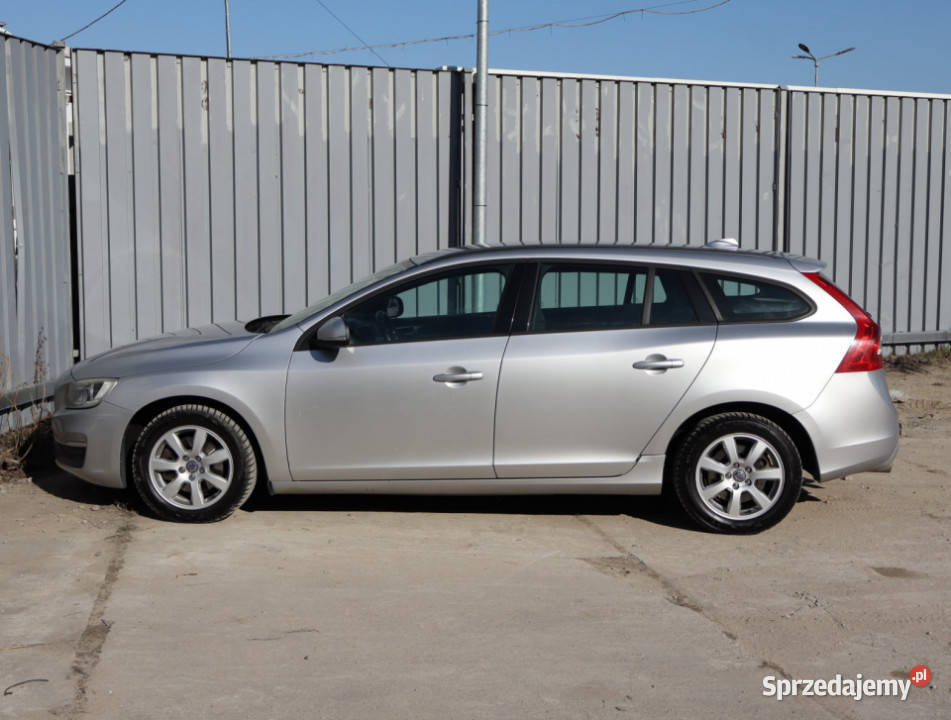 Volvo V60 D2 nieuszkodzony Piaseczno
