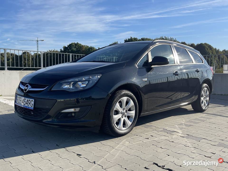 OPEL ASTRA J 14 TURBO 140 2015 141490 KOMBI Rzeszów
