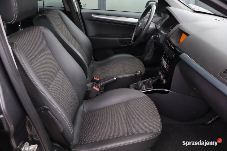 Opel Astra 18 16V Zabrze