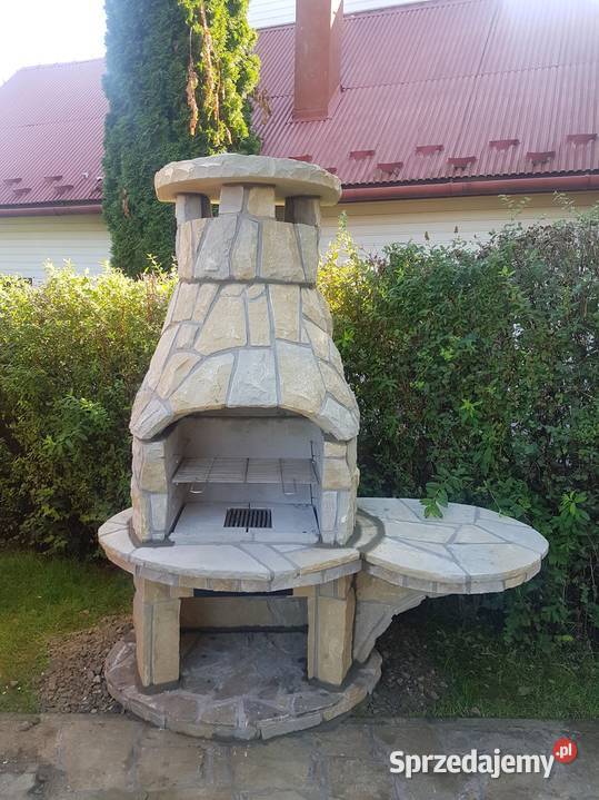 Kominek grill ogrodowy z kamienia piaskowego B5 Lubień