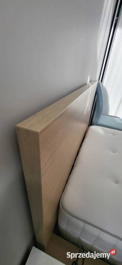 Sprzedam łóżko z materacem Stan idealny mazowieckie