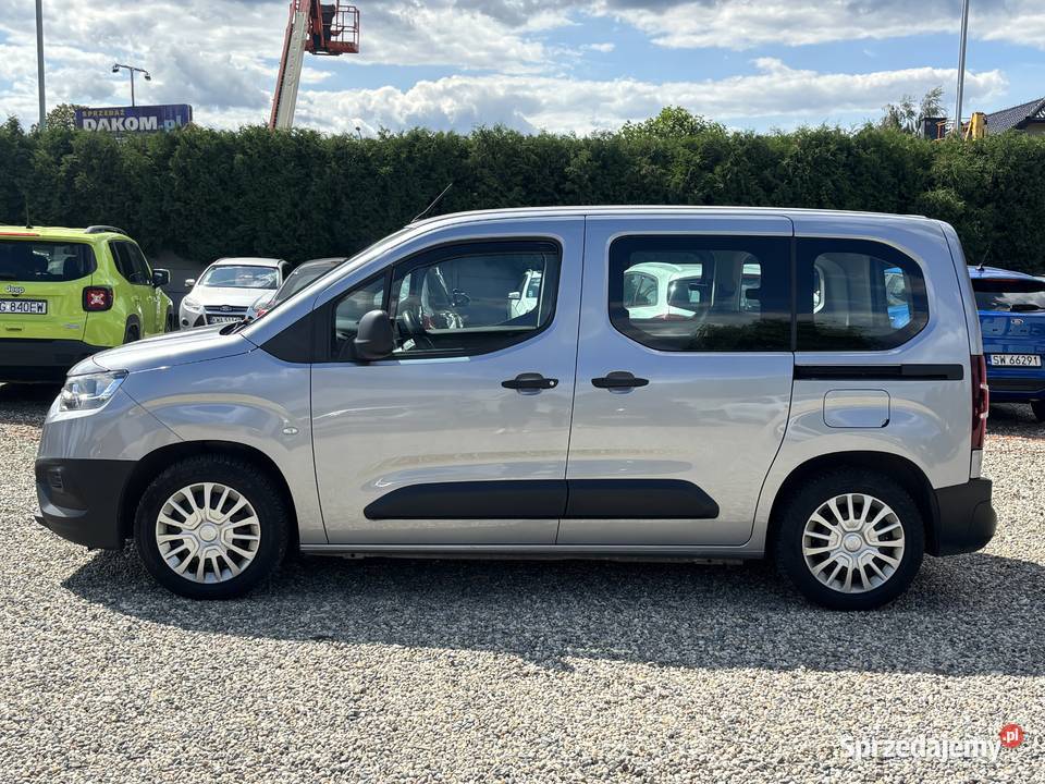 Toyota Proace City Verso Gwarancja VAT marża Paniówki