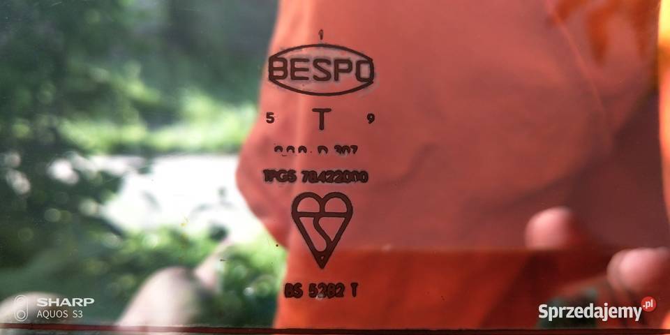 Fiat 125p szyba tylnia podgrzewana Bespo MR74 Łódź