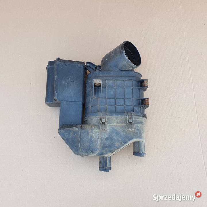 IVECO EUROCARGO OBUDOWA FILTRA POWIETRZA