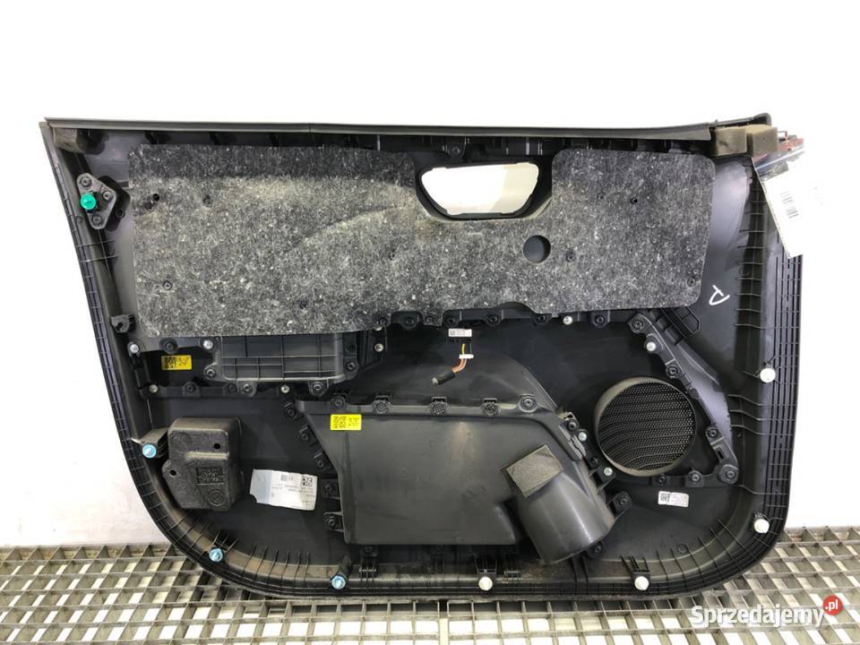 BOCZEK DRZWI PRAWY PRZÓD KIA RIO IV Hatchback osobowe podkarpackie