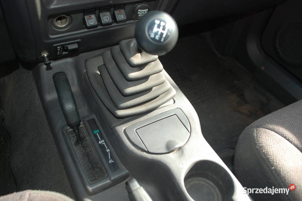 Przygotowany do rejestracji stan 231000km Cherokee Motoryzacja Słupsk