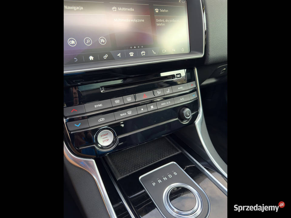 Jaguar XE 30 SC 340 HP łódzkie