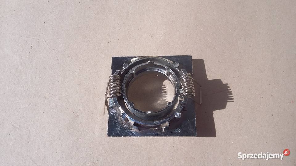 Oczko sufitowe wpuszczane MAŁE uchylne KWADRAT Warszawa sprzedam