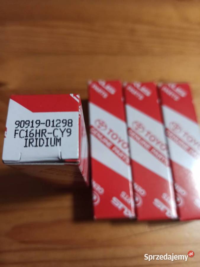 Świece zapłonowe Toyota Otwock sprzedam