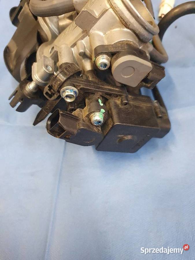 Suzuki GSXR GSXR 1000 K9 L6 przepustnice wtryski Grońsko