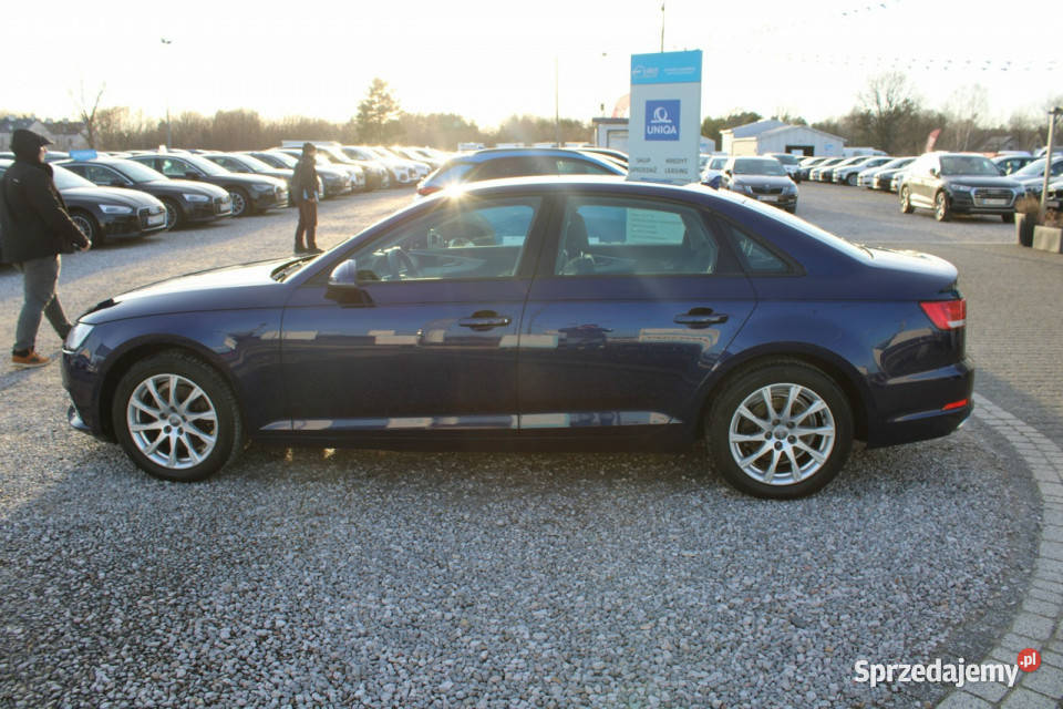 Audi A4 Limousine Fvatsalonpolskanaviautomat