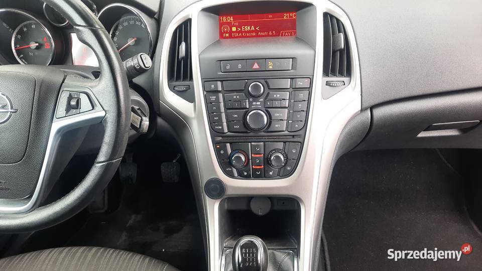 Opel Astra 14 Turbo Edition 140 Klima Zadbana kurtyny powietrzne Kraśnik sprzedam