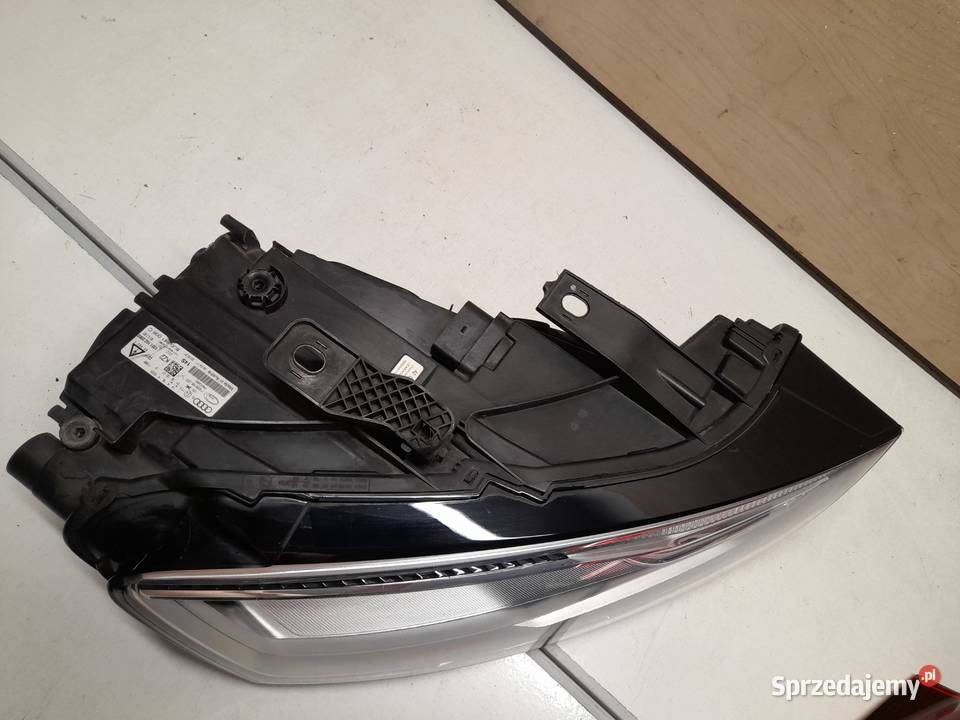 AUDI Q3 LIFT BI XENON LED REFLEKTOR PRAWY LAMPA Goleniów