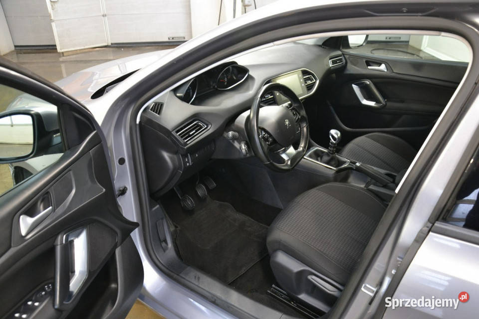 Peugeot 308 lifcie15 blue hdi 130 6biegów tablet 4/5 Kęty
