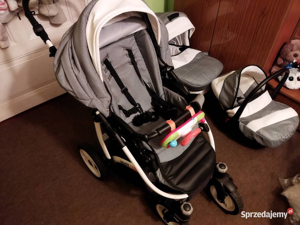 Wózek 3w1 z akcesoriami sprzedam