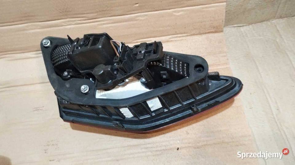 Lampa Tył Prawa W Klapę Seat Leon III 5F Lift