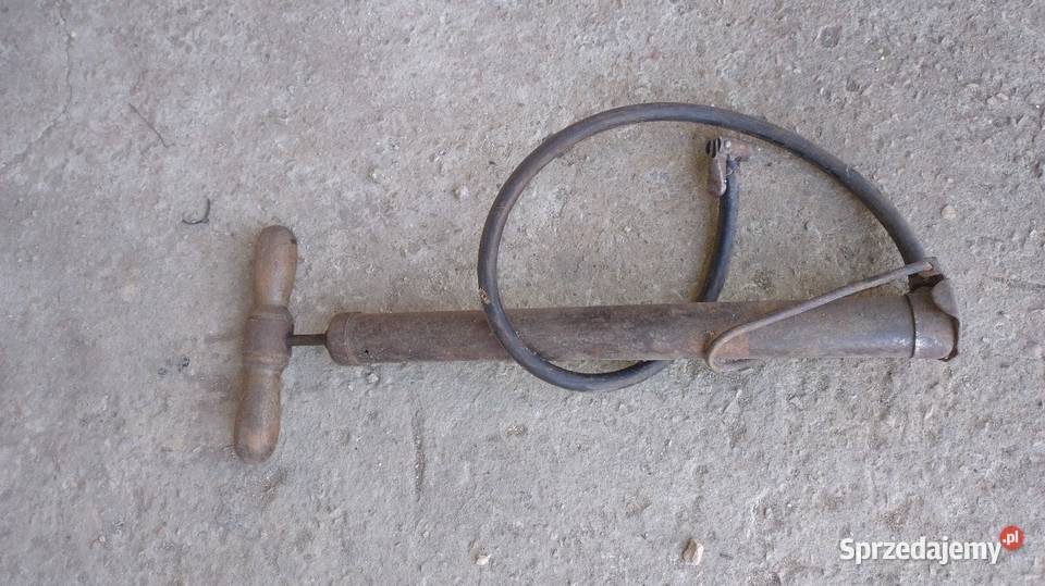 Pompka ręczna prl Małogoszcz