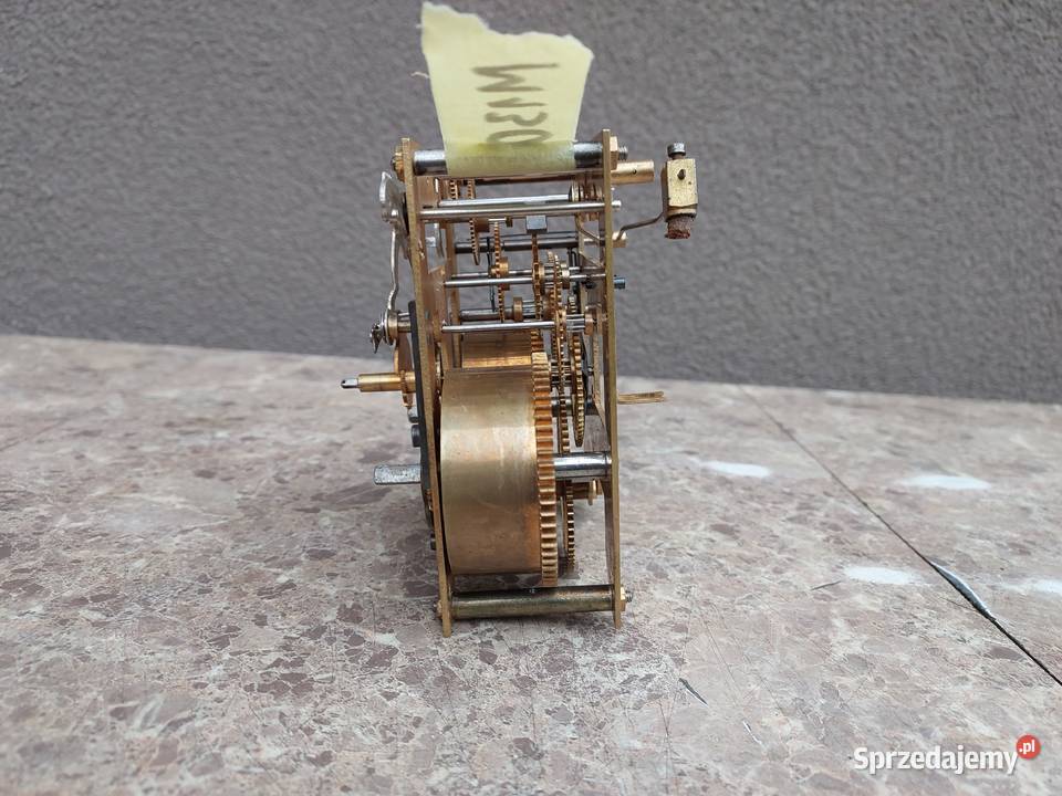 M130 Mechanizm starego zegara ściennego Kienzle pomorskie