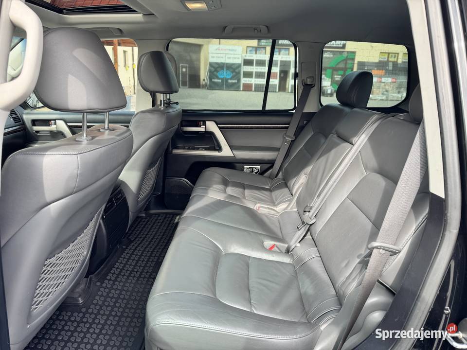 Toyota Land Cruiser V8 45d LC200 polski salon Węgrzce