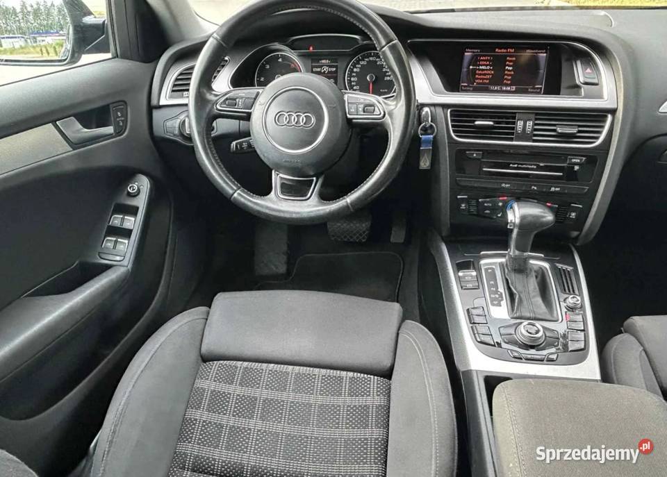 Audi A4 Audi A4 B8 20 TDI 177 2012 Automat światła LED A4