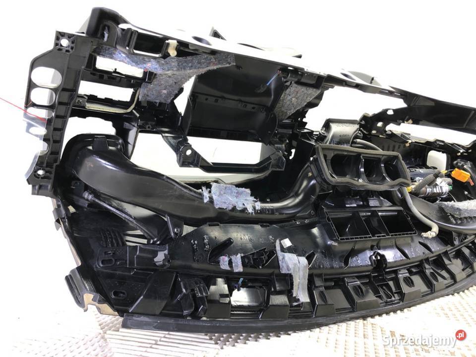 KOKPIT VOLVO V60 I Kombi 1018 KONSOLA DESKA