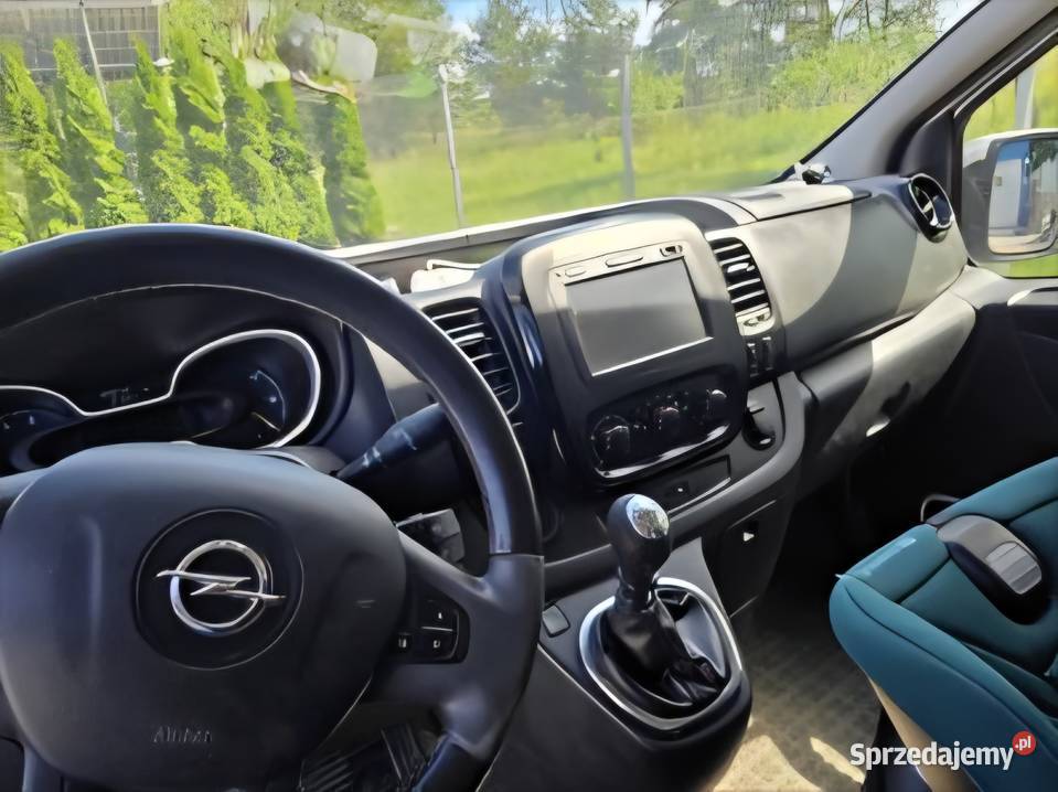 Sprzedam Opla Vivaro L2H1 klima Śliwice sprzedam