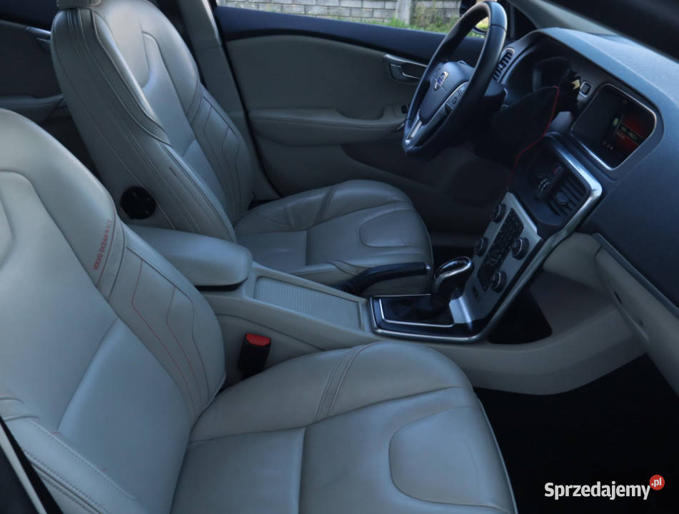 Volvo V40 20 D3 skórzana tapicerka Łódź